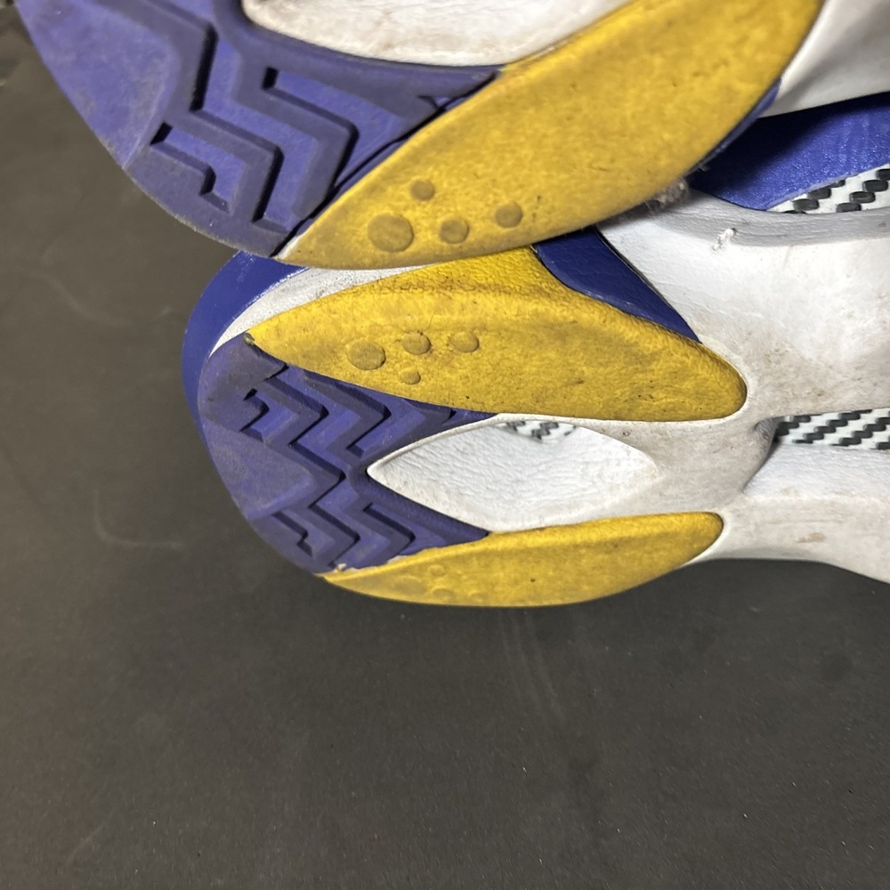 Reebok Shaq Attaq Pump lakers Purple‎ Yellow Men's Size 12 Shaquille O'Neal - Picture 16 of 16